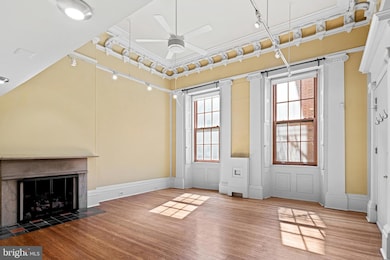 1008 20 Spruce St unit 1018 - 1M, Philadelphia, PA 19107 - photo 4