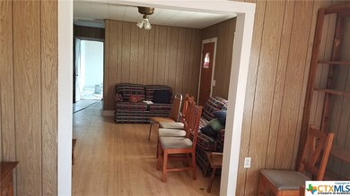 1282 Blue Cut Rd N, Mc Gregor, TX 76657 - photo 5