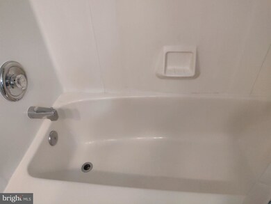 1634 Hardwick Rd, Towson, MD 21286 - photo 4