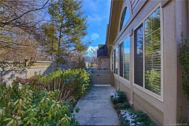 36 Summerfield Place, Flat Rock, NC 28731 - photo 2