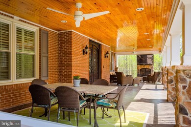 12601 Clifton Hunt Ln, Clifton, VA 20124 - photo 3