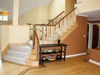 1831 Robert Ln, Naperville, IL 60564 - photo 2