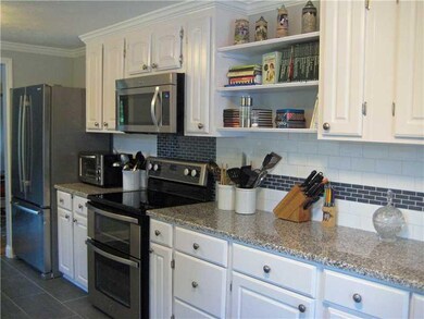 Kitchen. new, light-bright, cooking kitchen, is gr