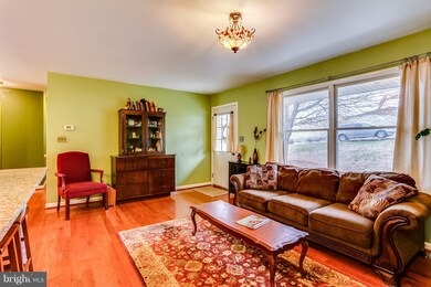 5916 Oklahoma Rd, Sykesville, MD 21784 - photo 3