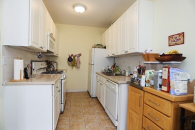 850 Massachusetts Ave unit 4, Cambridge, MA 02139 - photo 6