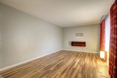 302 Pershing Ct E, Philo, IL 61864 - photo 6