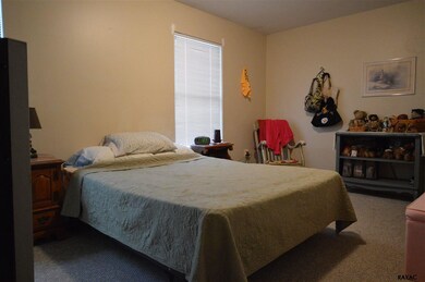 ATTACHED HALF BATH
