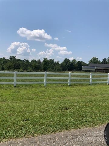 4544 Chanel Ct, Concord, NC 28025 - photo 4