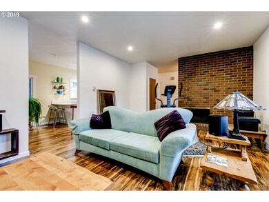 1302 Piper Ln, Eugene, OR 97401 - photo 3