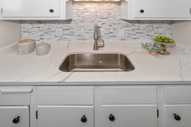 33 Montvale Ave unit 3, Woburn, MA 01801 - photo 7