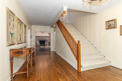 13-web-or-mls-506 REGENT PL A(c)--2