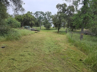 28826 Auberry Rd, Clovis, CA 93619 - photo 2