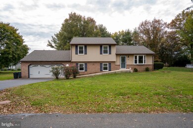 8 Sherri Ln, Lititz, PA 17543 - photo 6