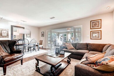 4301 E Clarendon Ave Phoenix-large-006-L