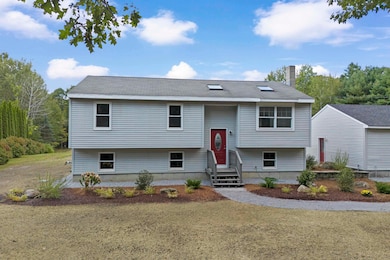 207 Thorndike Rd, Weare, NH 03281 - photo 2