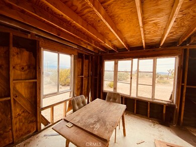 59189 Los Coyotes Busby, Yucca Valley, CA 92284 - photo 5