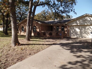829 San Marcos Ln, Bedford, TX 76021 - photo 3