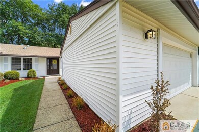 265 Crosse Dr unit B, Monroe Township, NJ 08831 - photo 3