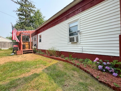7 Birch St, Milo, ME 04463 - photo 4