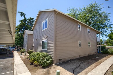 632/634 Valley Heart Ln, Central Point, OR 97502 - photo 5