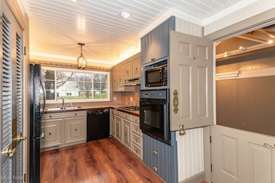 5602 Old Orchard Dr, Geneva, OH 44041 - photo 3