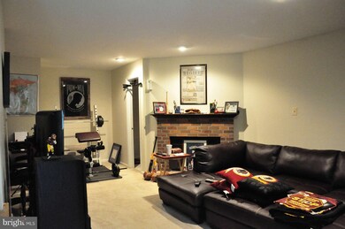 12602 Kempston Ln unit 7-72, Woodbridge, VA 22192 - photo 7