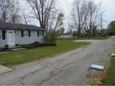 207 St Charles St, Milan, IN 47031 - photo 3