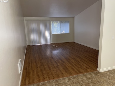 unlisted-address, Portland, OR 97223 - photo 4