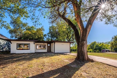 1805 E University Ave, Guthrie, OK 73044 - photo 7