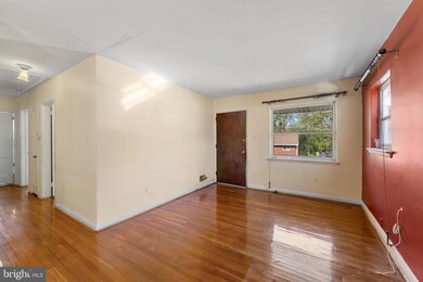 8507 14th Ave, Hyattsville, MD 20783 - photo 4