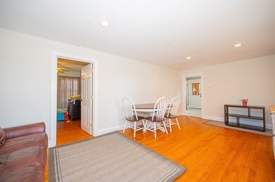 11 Uxbridge Rd, Sutton, MA 01590 - photo 5