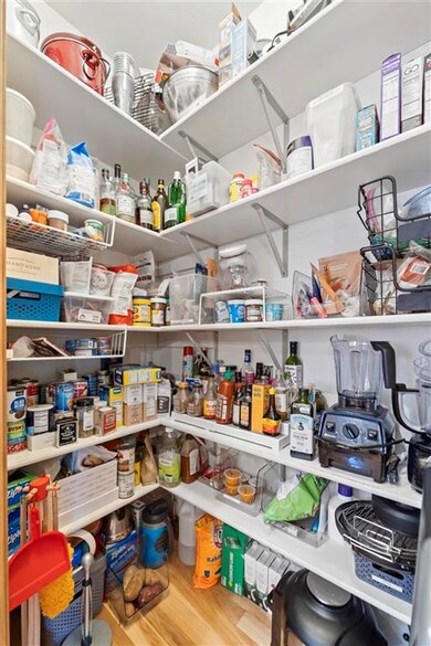 5266 Blackberry Dr, Fitchburg, WI 53711 - photo 7