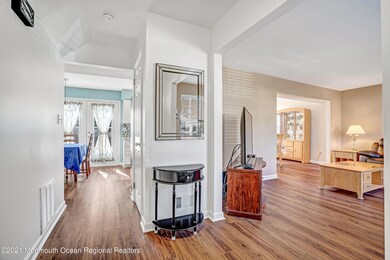 25 Hialeah Ct, Howell, NJ 07731 - photo 4