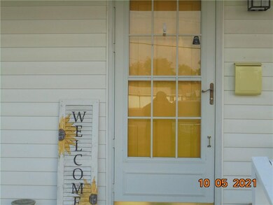 2011 Ohio Ave, Columbus, IN 47201 - photo 4