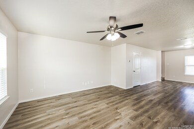 6726 Sabinal, San Antonio, TX 78252 - photo 4