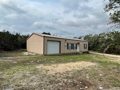 2619 County Road 241, Hondo, TX 78861 - photo 2