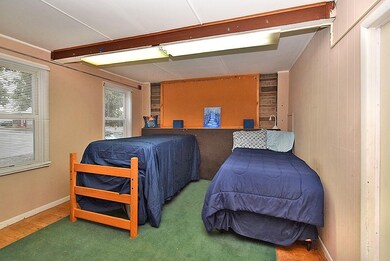 690 Dyer Ave, Cranston, RI 02920 - photo 6