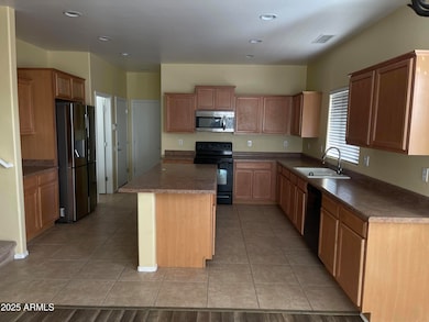 2431 N 83rd Dr unit 74, Phoenix, AZ 85037 - photo 2