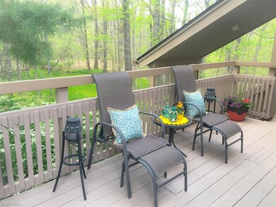 DECK VIEW 3.