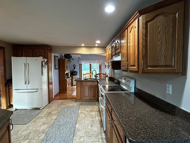 4 Brookvale Dr, Danvers, MA 01923 - photo 7