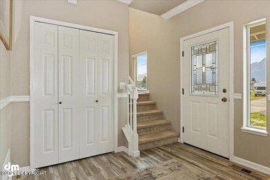 02-Living Room-ELKO4360