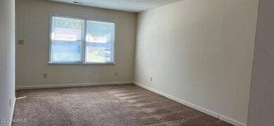 123 Stallion Dr, Jacksonville, NC 28540 - photo 3