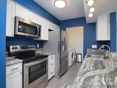 11034 Running Ridge Rd, Charlotte, NC 28226 - photo 7