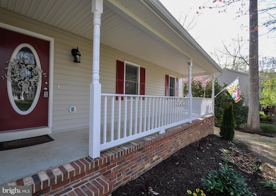 11009 Cedar Post Ln, Spotsylvania, VA 22553 - photo 3