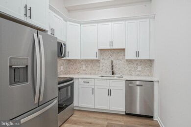 952 N Marshall St unit 1, Philadelphia, PA 19123 - photo 3