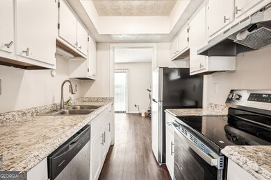 6593 Sleepy Hollow Ln, Morrow, GA 30260 - photo 5