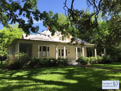 810 W San Antonio St, San Marcos, TX 78666 - photo 2