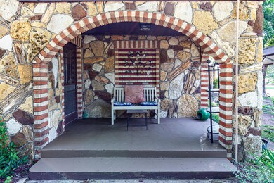 202 Mcanear St, Cleburne, TX 76033 - photo 3