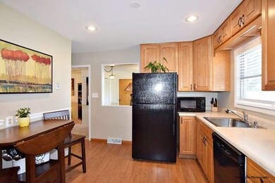 427 Webster St, Batavia, IL 60510 - photo 7