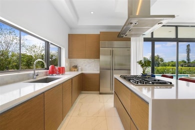 16552 Botaniko Dr S, Weston, FL 33326 - photo 7